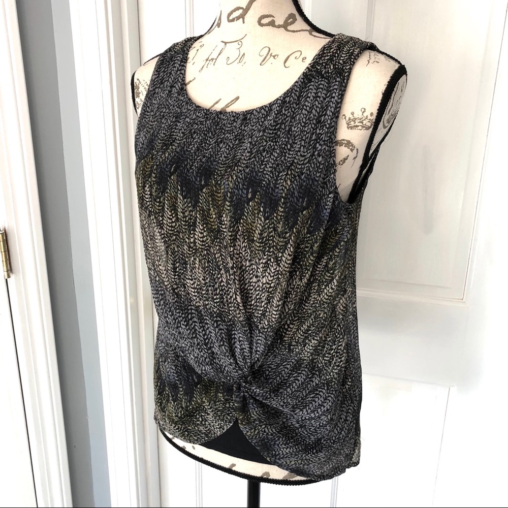 Anthro Deletta Sleeveless Feather Print Top Size S